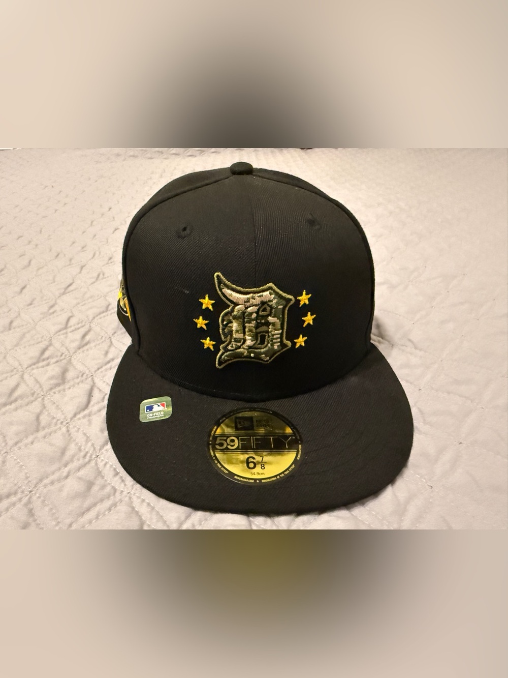 New Era Detroit Tigers 59FIFTY Size 6 7/8 Hat Black 2024 Armed Forces Camo Logo